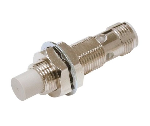 Proximity switch M12 PNP 08mm